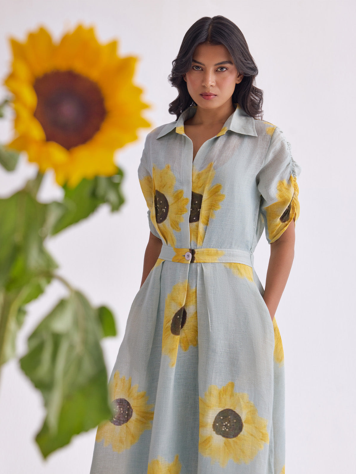 The Soorajmukhi Linen Dress - Sunflower