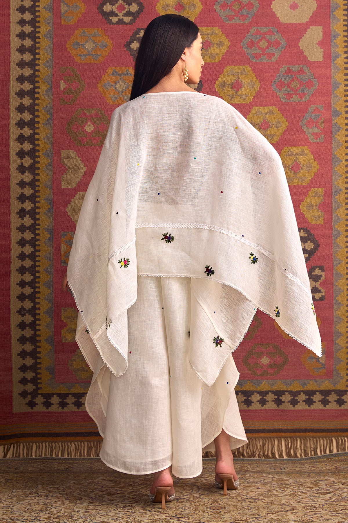 The Pankhuri Cape (ONLY CAPE) - Yell With Us