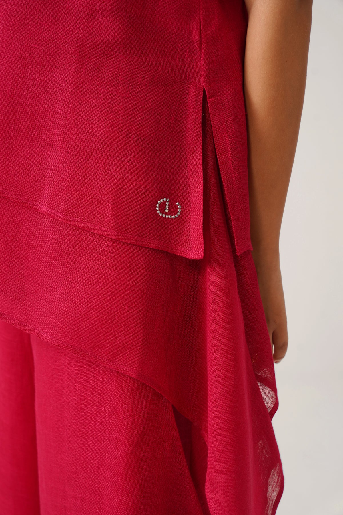 The Jhankaar Fuchsia Pink Cape Set