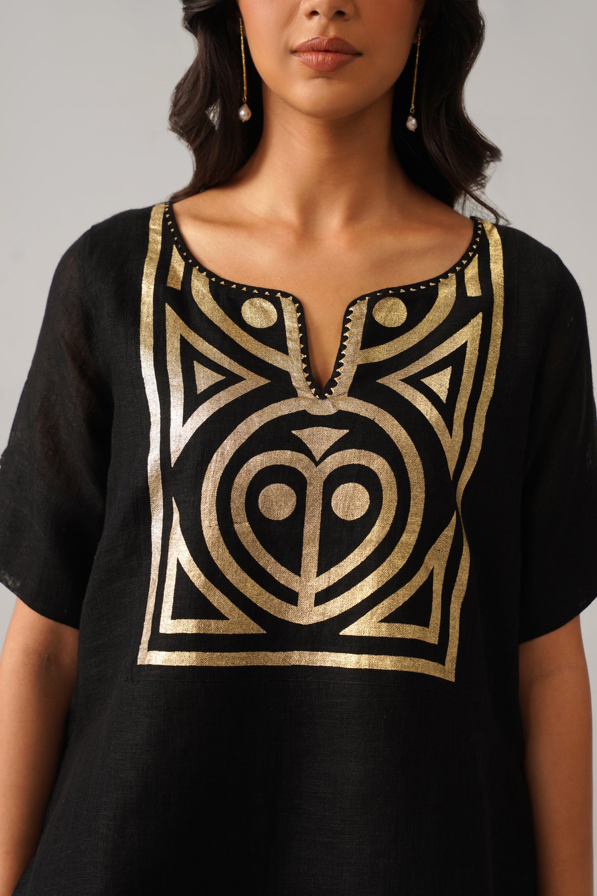 The Shabnam Black Gauze Linen Cape