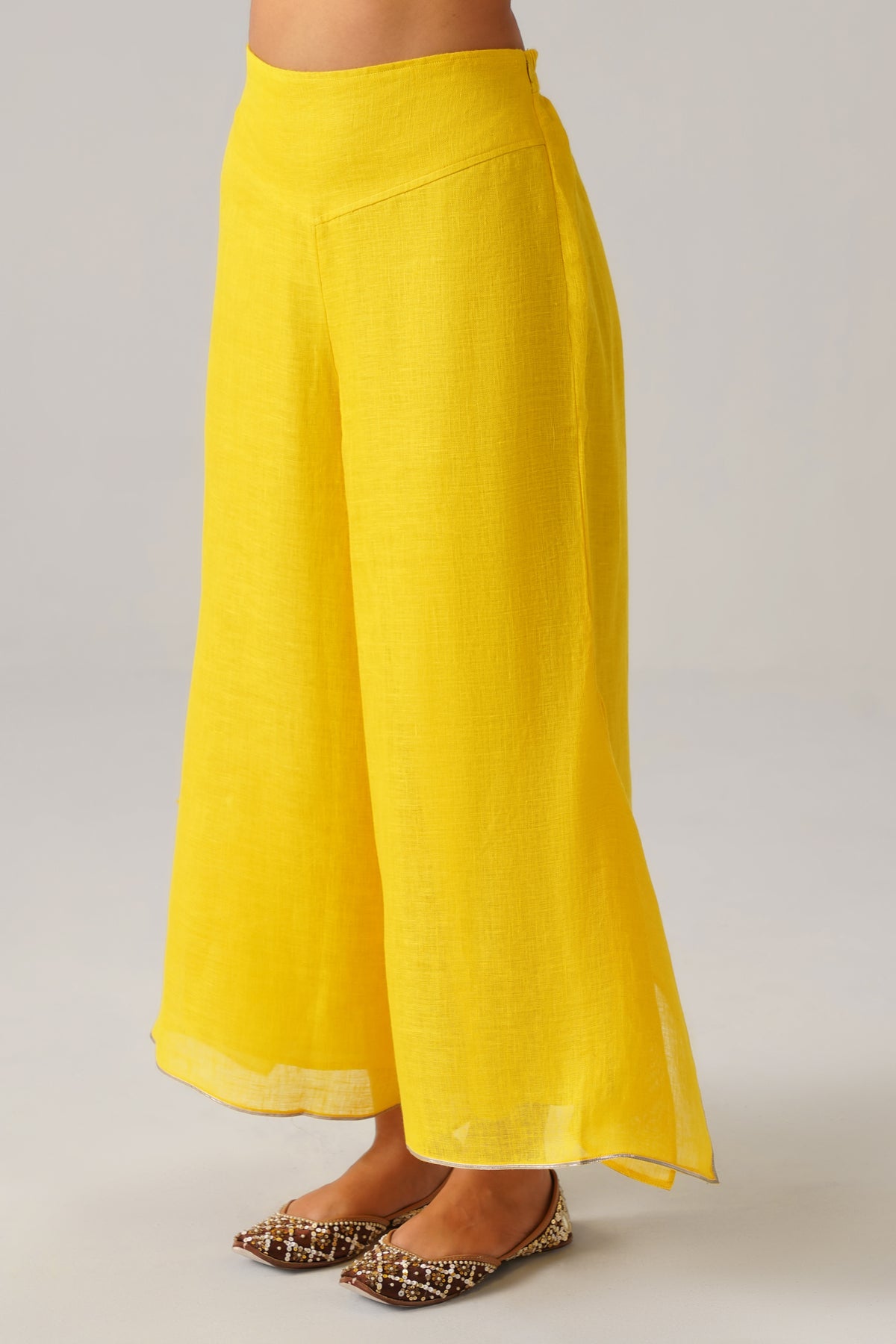 The Aftaab Yellow Gauze Linen Cape