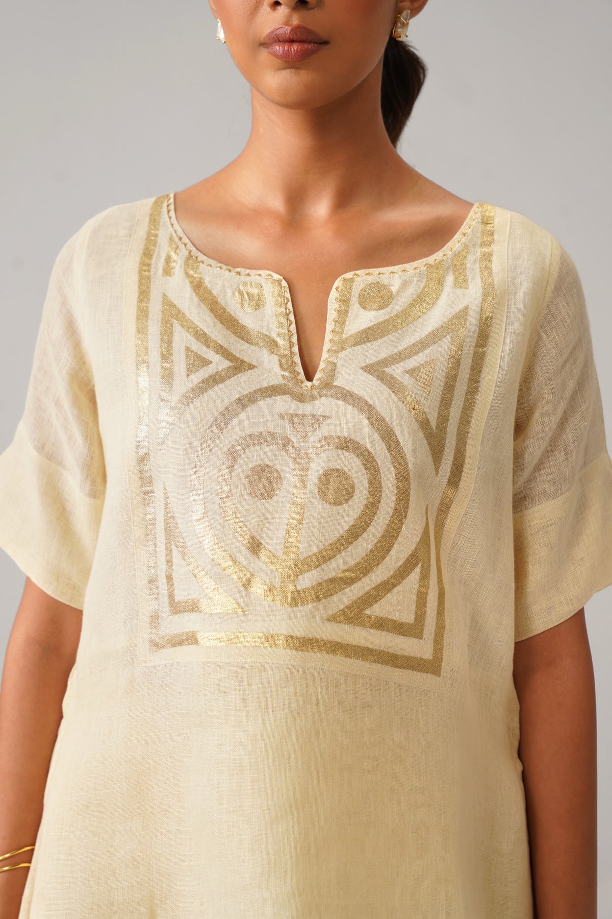 The Shabnam Cream Gauze Linen Cape