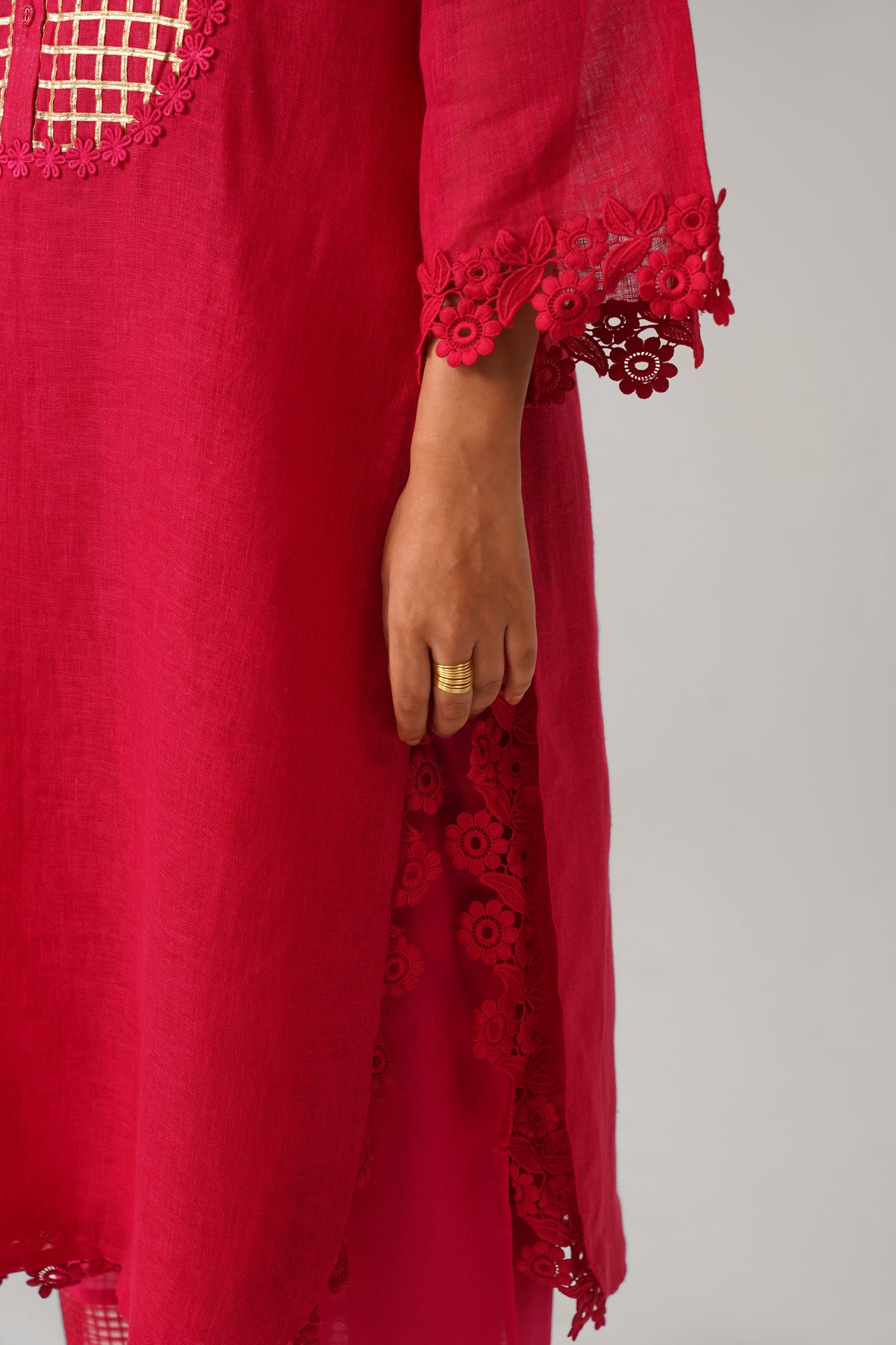The Inayat Fuchsia Pink Gauze Linen Kurti