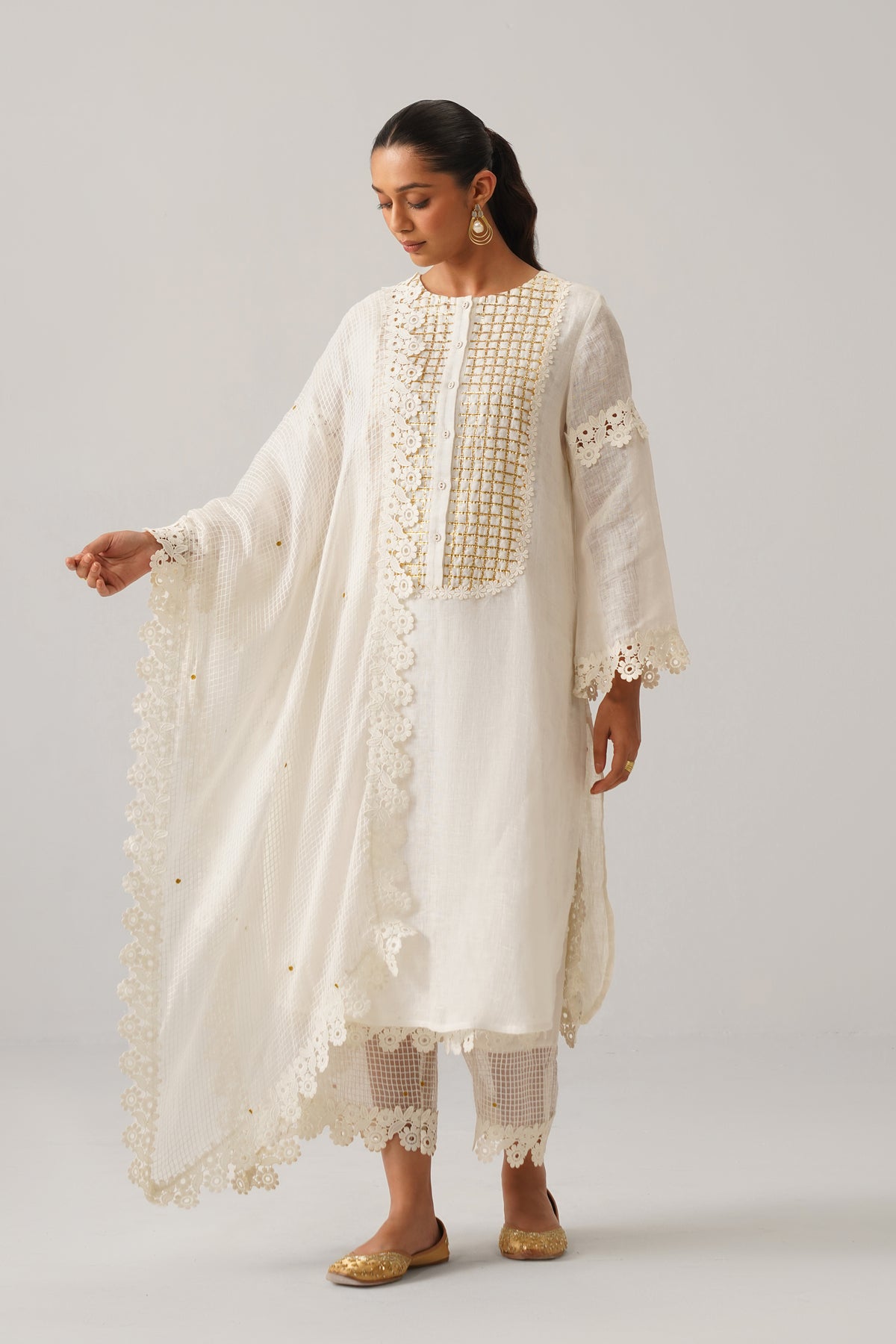 The Inayat Off White Gauze Linen Kurti
