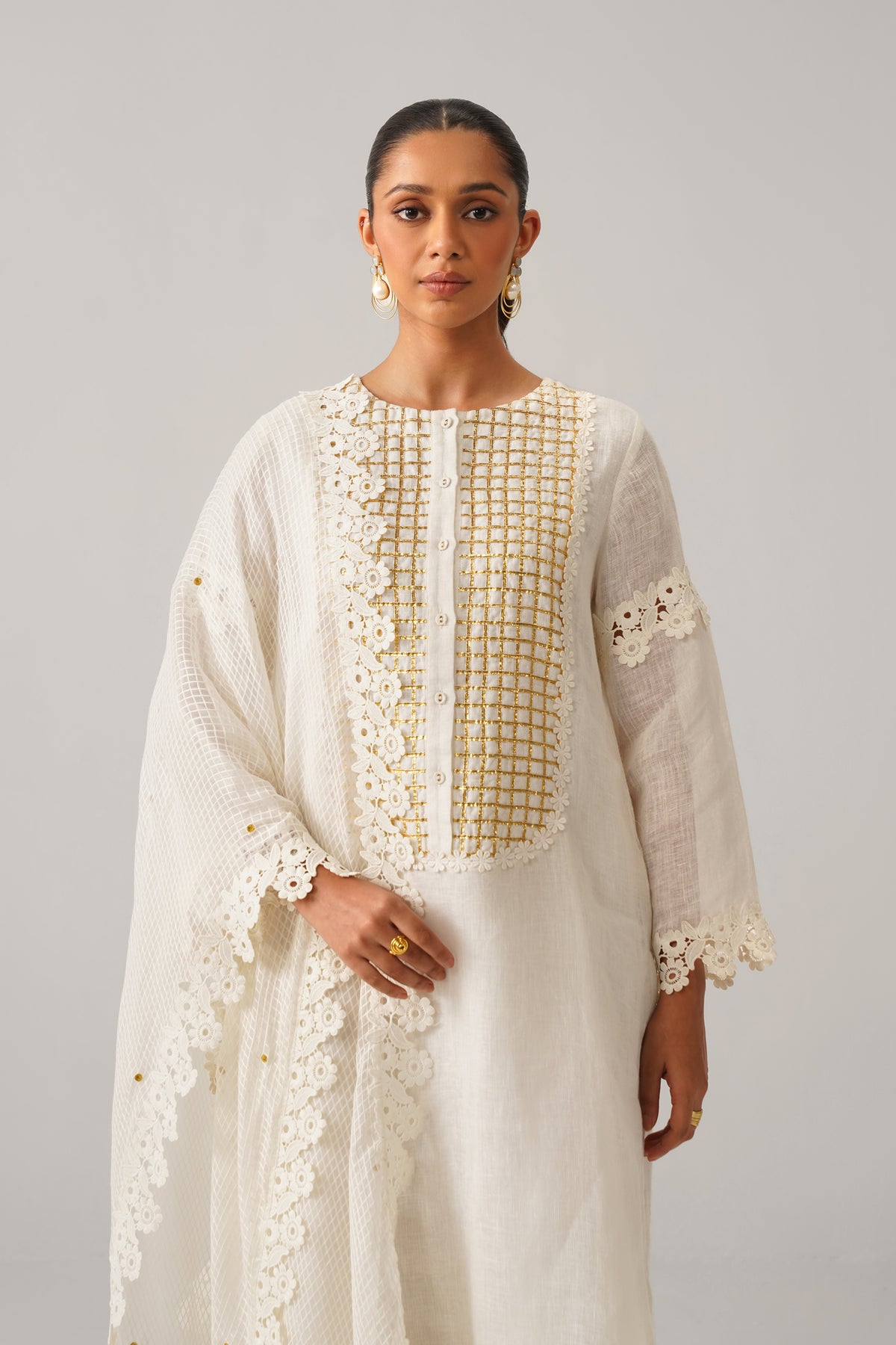 The Inayat Off White Gauze Linen Kurti