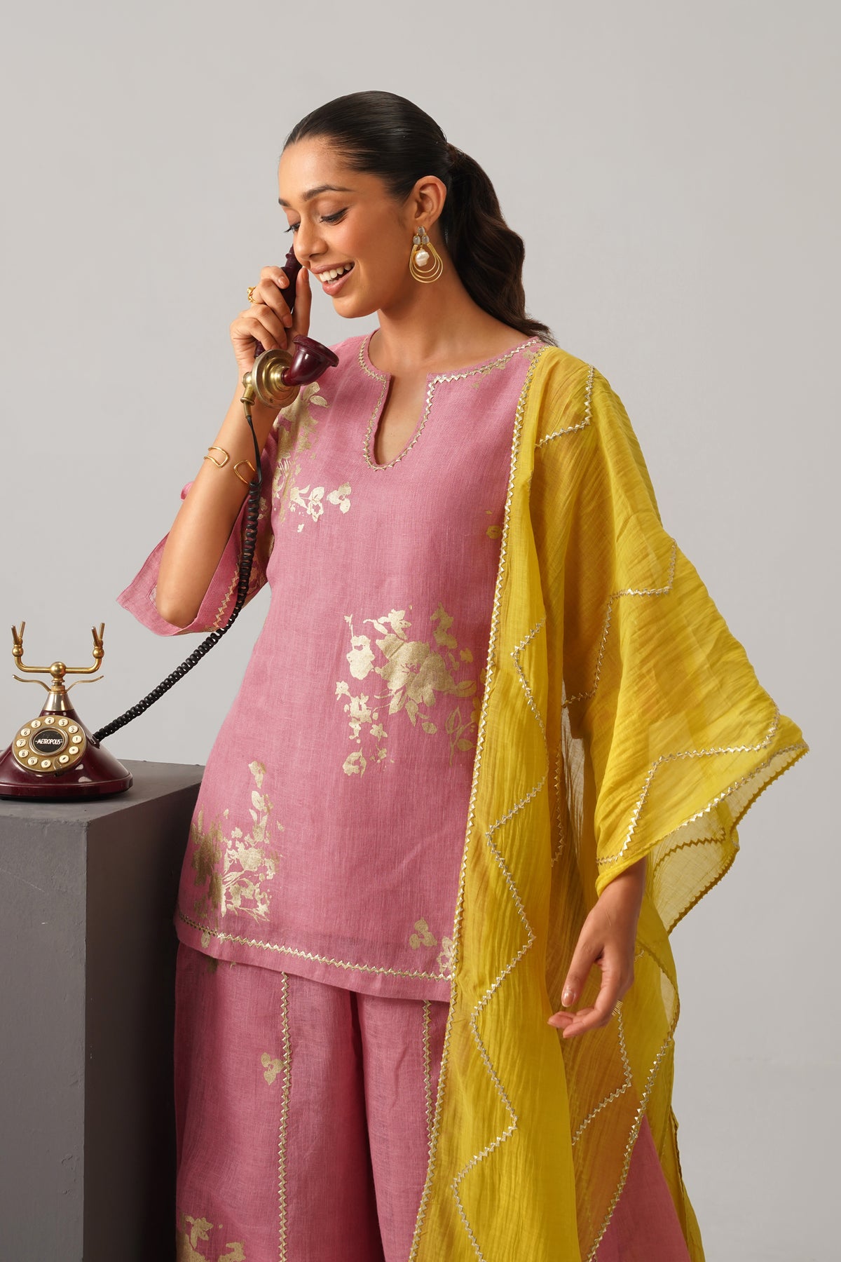 The Naazneen Rose Pink Gauze Linen Kurti
