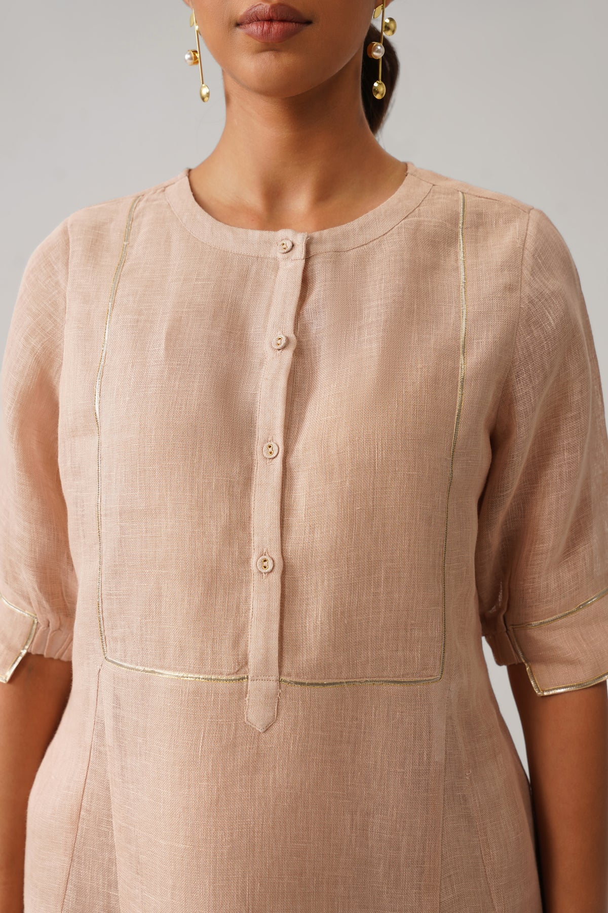 The Sitaara Champagne Gauze Linen Kurti