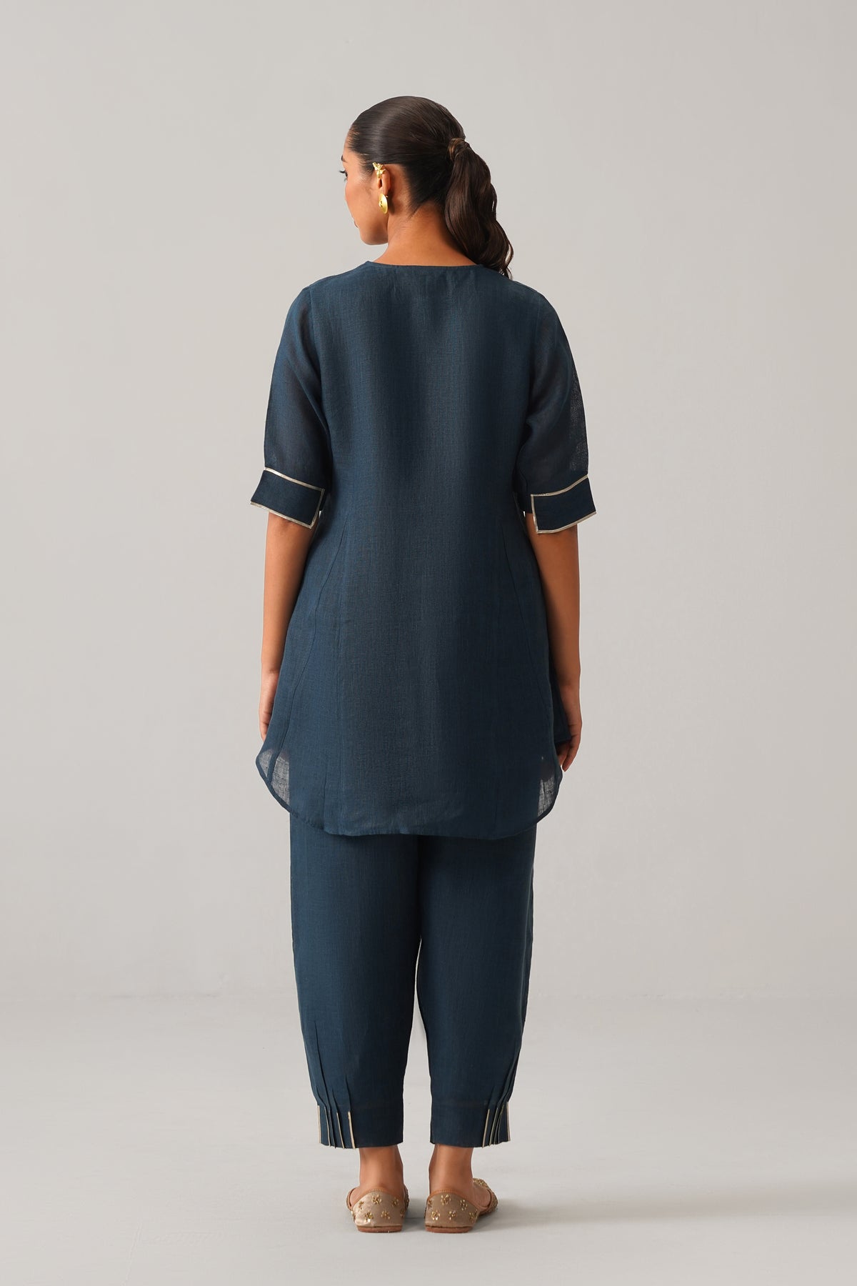 The Sitaara Sapphire Blue Gauze Linen Kurti