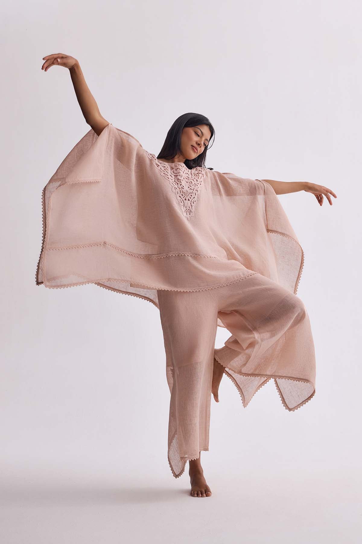 The Prishitha Cape Set - Champagne