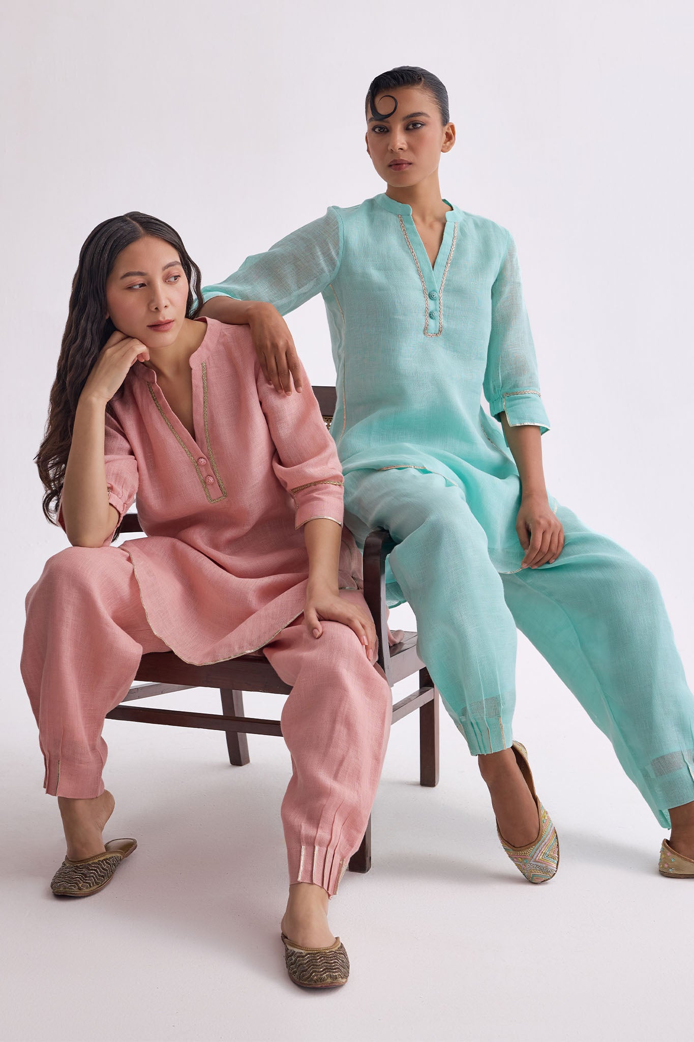 Patola Poise Kurta Set - Dark Peach