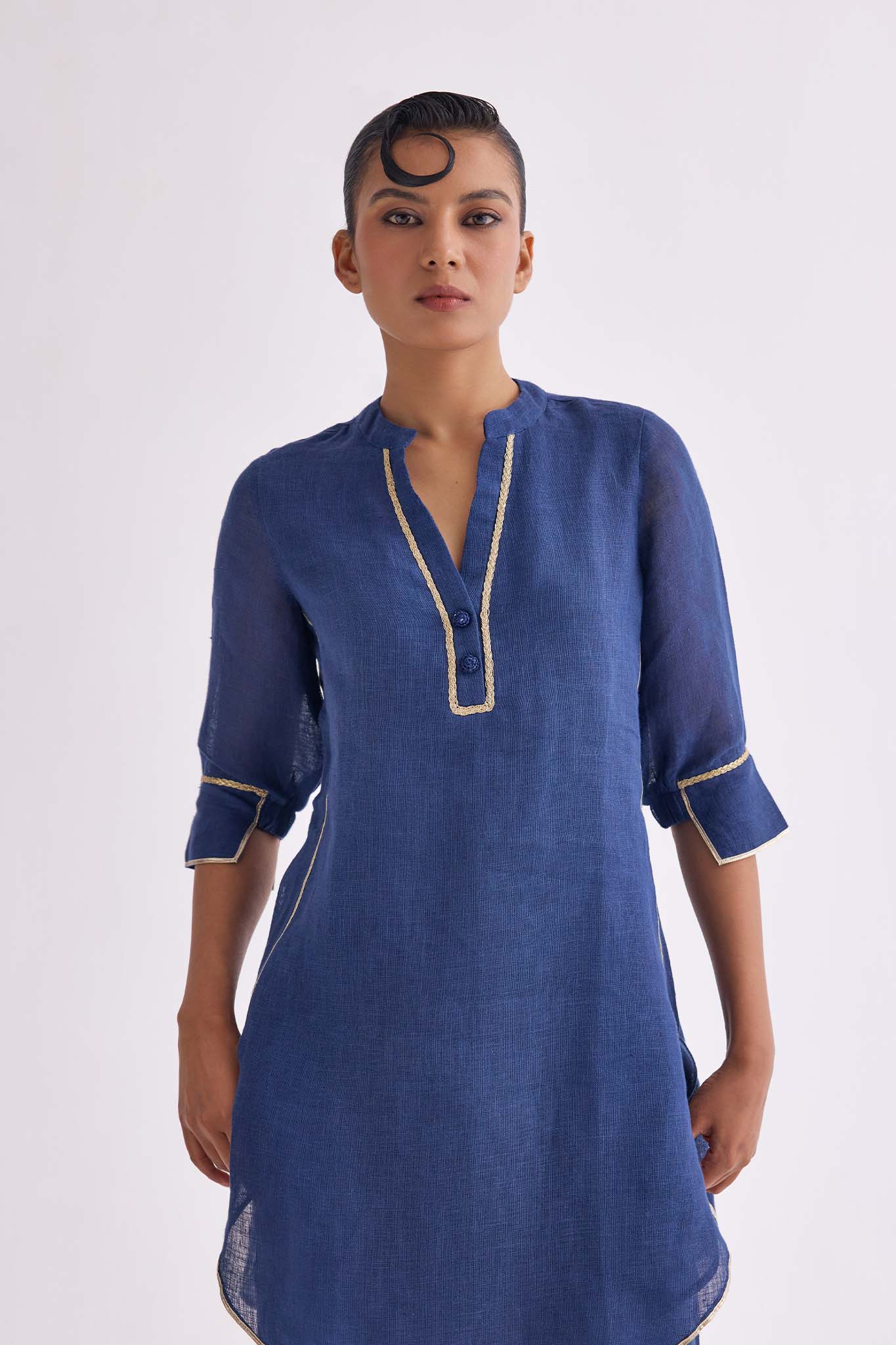Patola Poise Kurta Set - Navy Blue