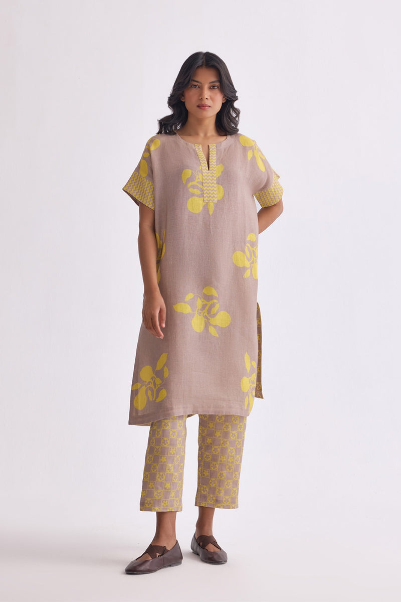 The Amaltas Pine Glow Linen Kurta Set