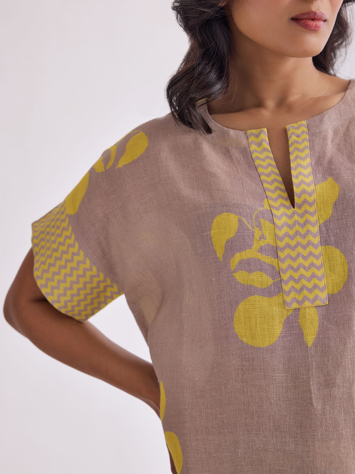 The Amaltas Linen Kurta Set  - Pine glow