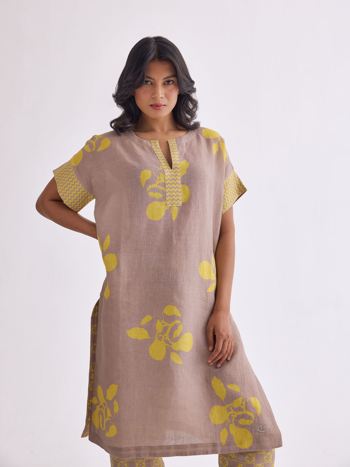The Amaltas Linen Kurta Set  - Pine glow