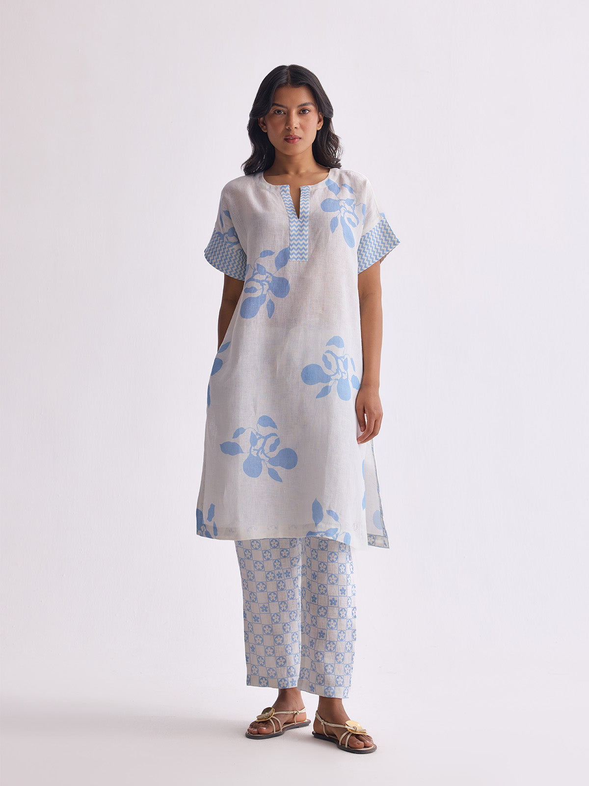 The Amaltas Linen Kurta Set  - Cyanberry
