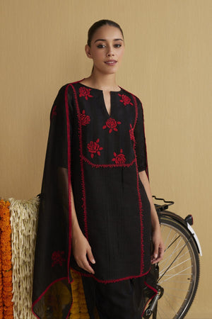 The Ilkay Linen Tunic - Black