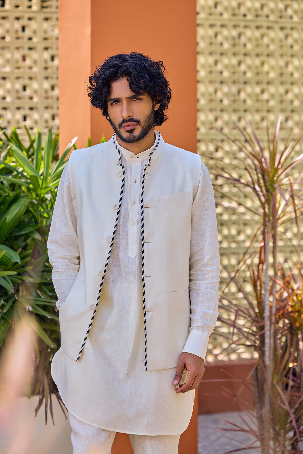 The Mizaaj Waistcoat - Yellwithus
