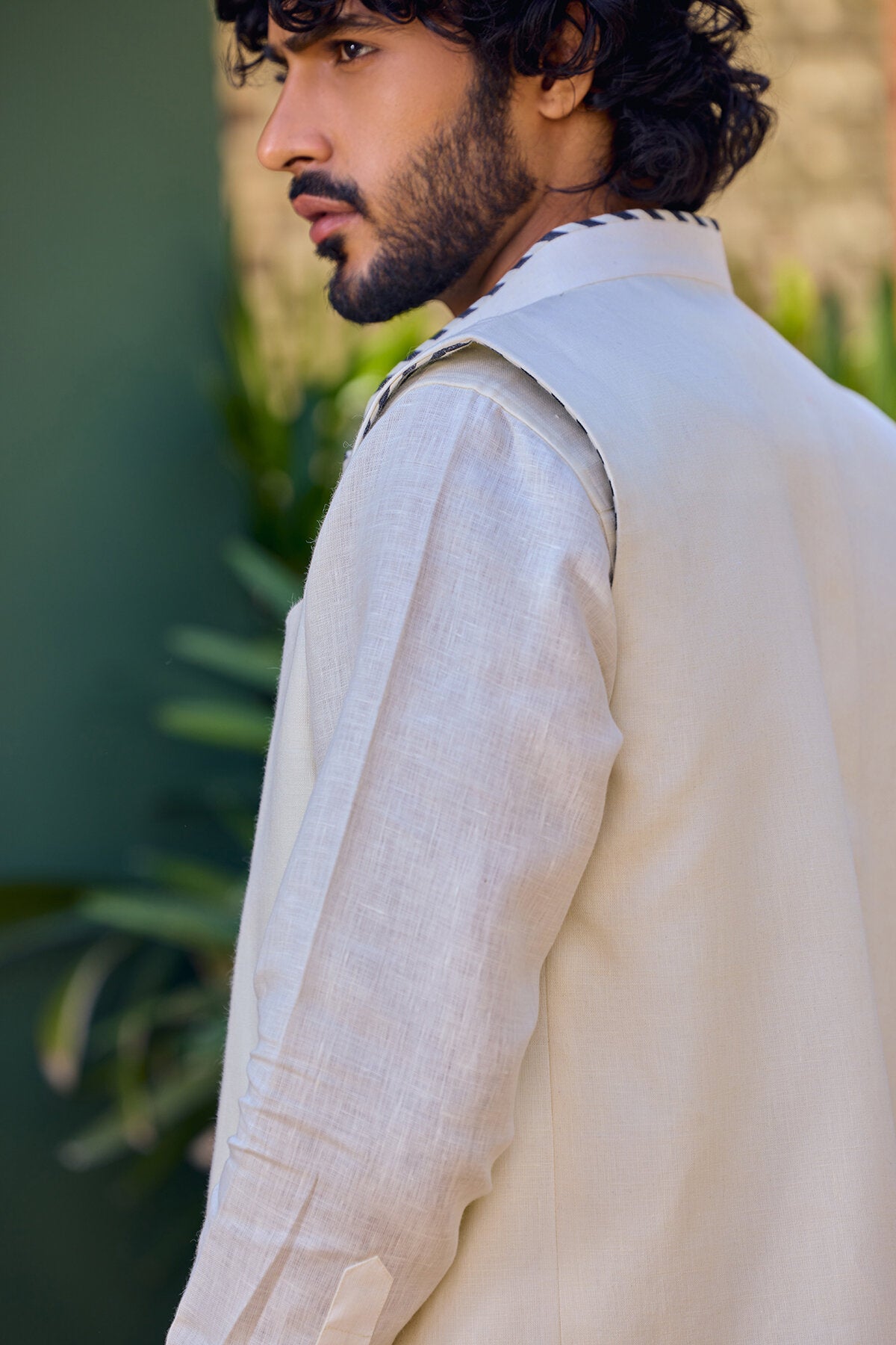 The Mizaaj Waistcoat - Yellwithus
