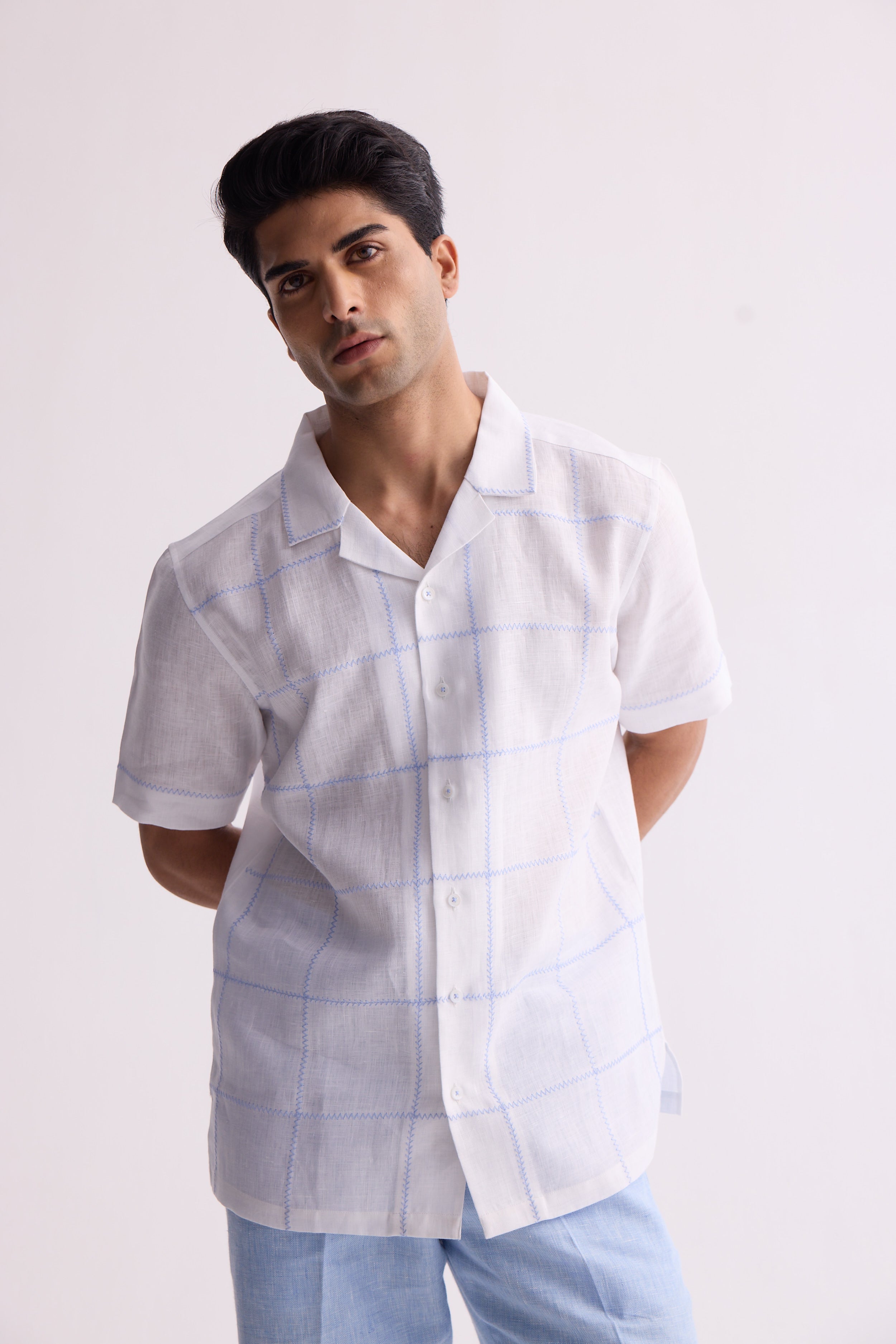 The Caelum White and Blue Linen Shirt