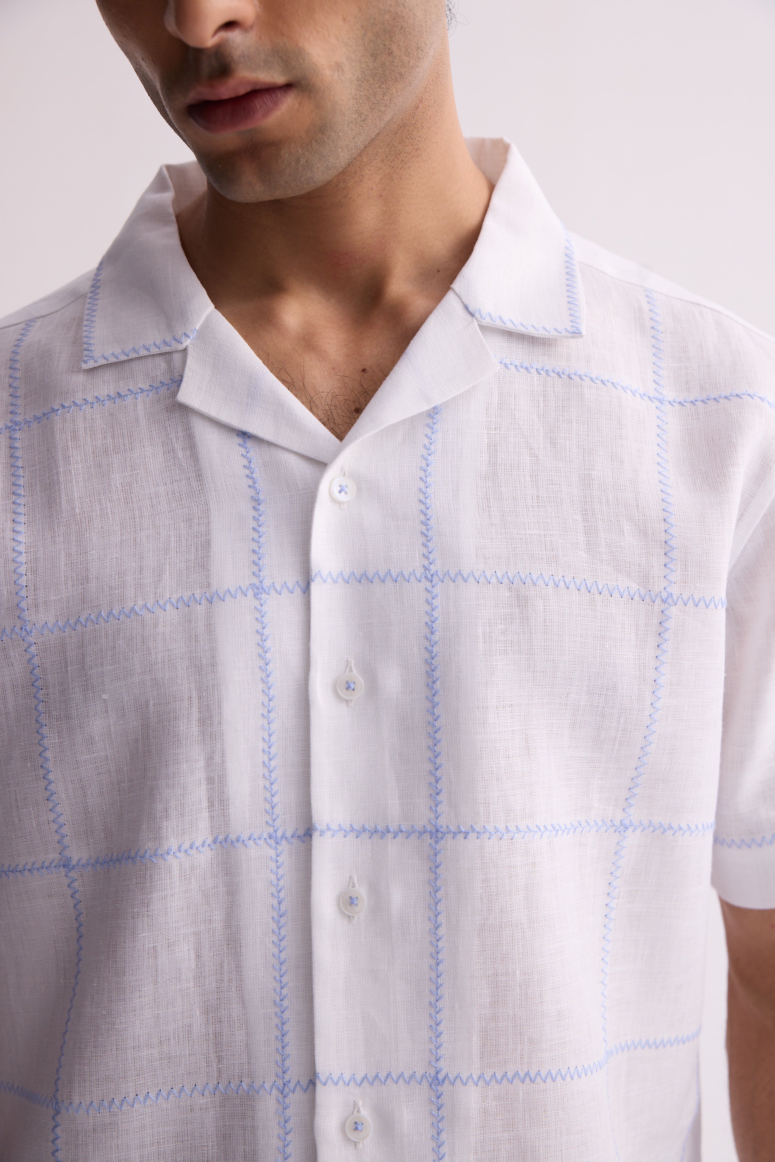 The Caelum White and Blue Linen Shirt