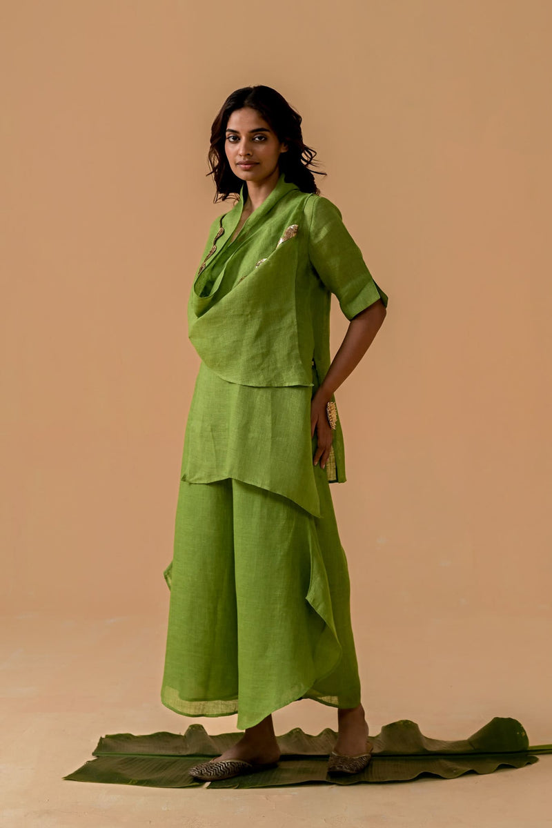 The Boho Banno Dark Green Linen Cape Set