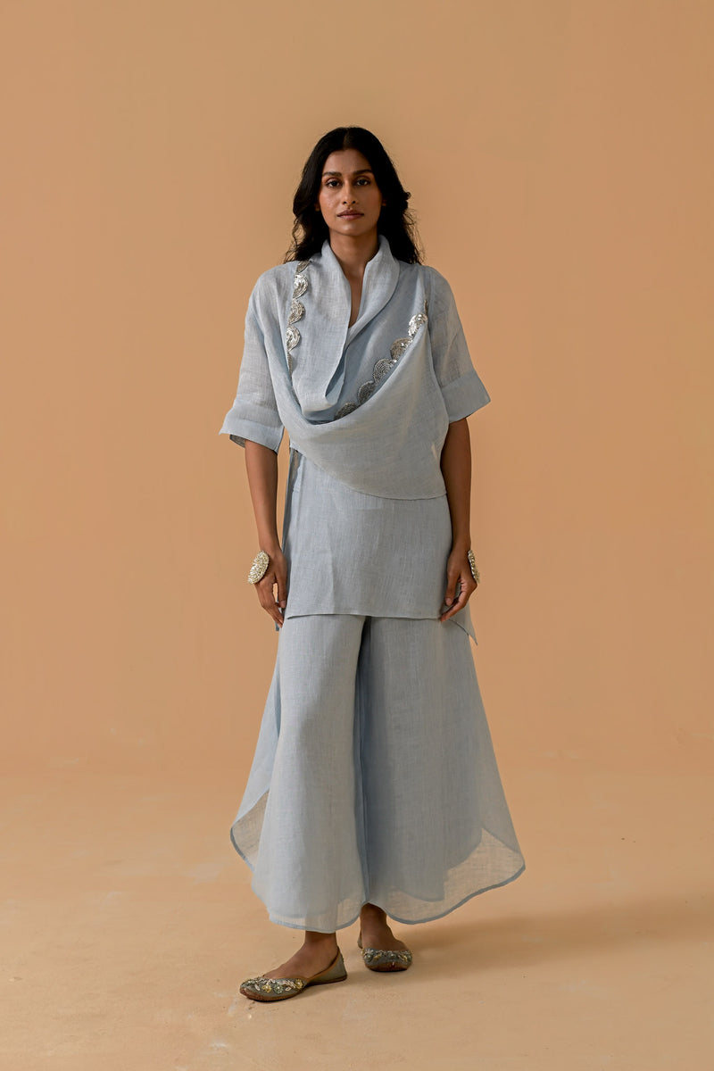 The Boho Banno Light Blue Linen Cape Set