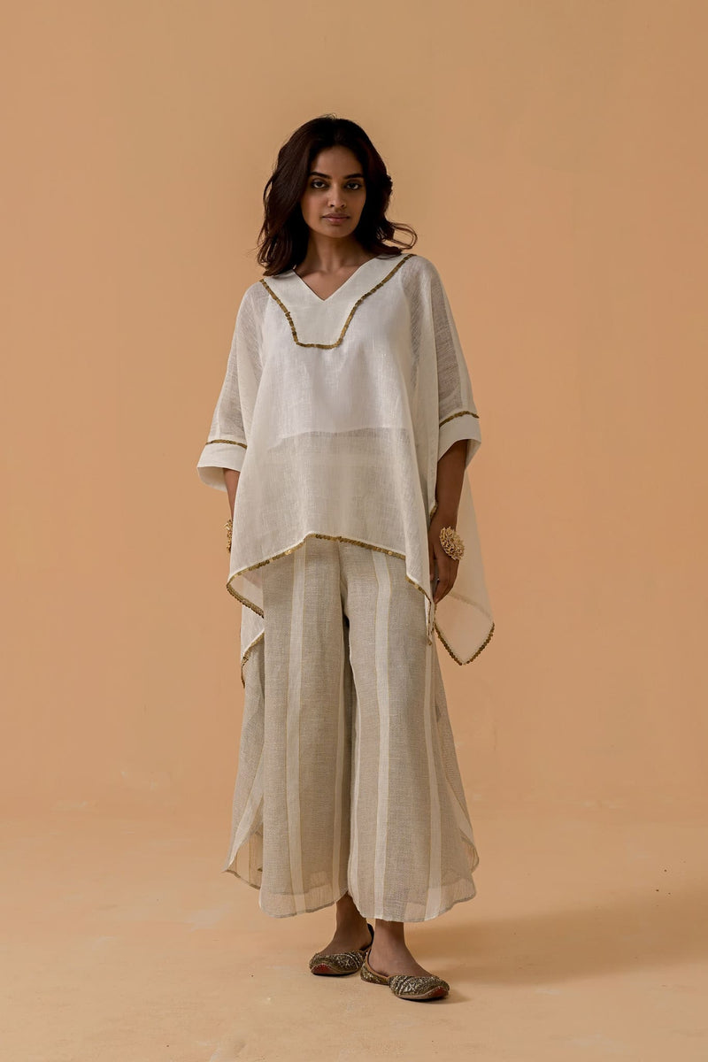 The Drama Queen Off White Linen Cape (Only Cape)