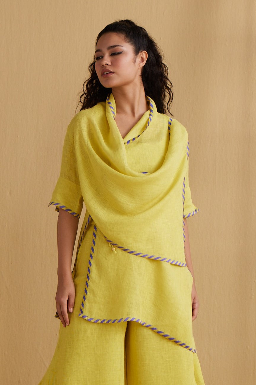 The Saachi Cape (Only Cape) - Yell With Us