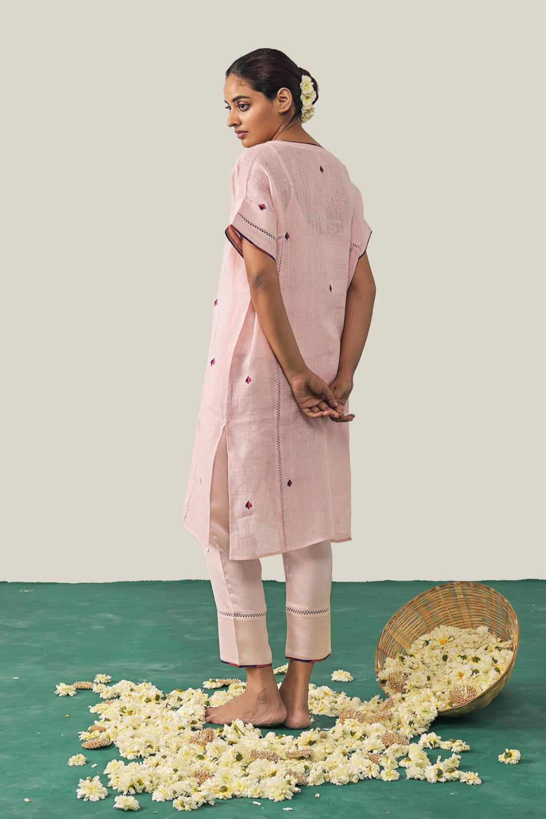 The Ace of Spades Kurta Set - Baby Pink