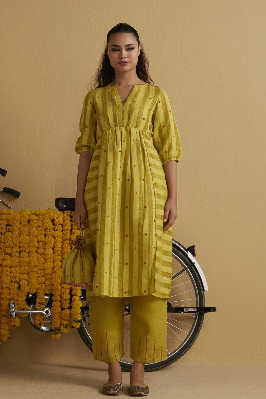 The Merve Kurta Set (Upper & Bottom) - Yell With Us