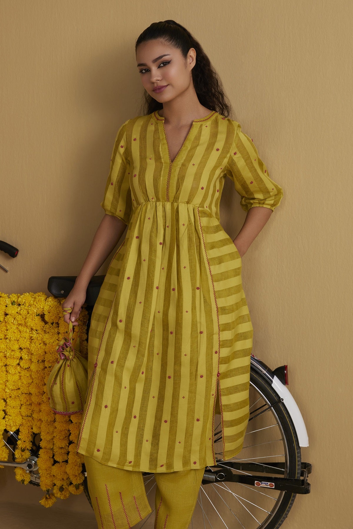 The Merve Kurta Set (Upper & Bottom) - Yell With Us