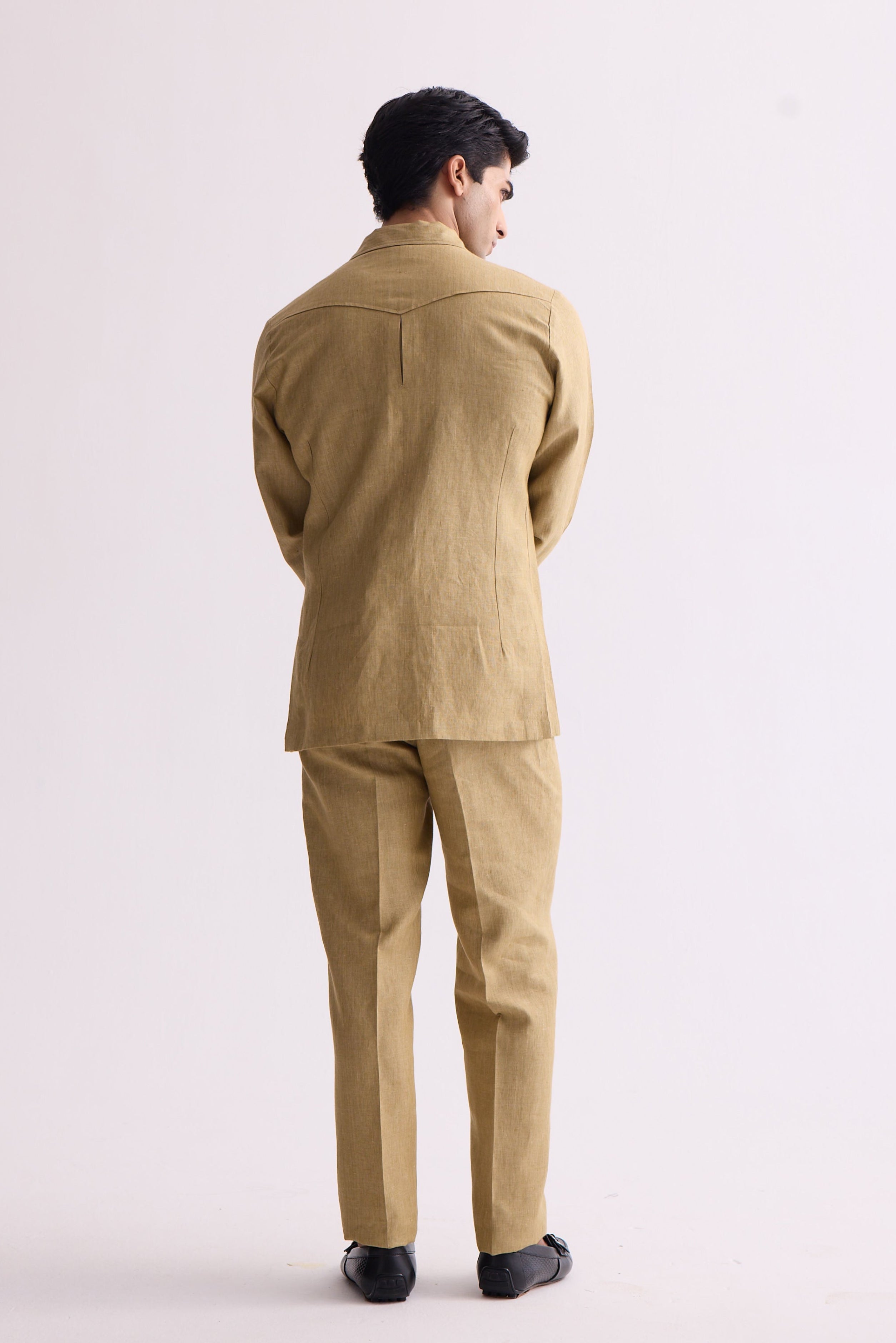 The Rahguzar Brown Linen Safari