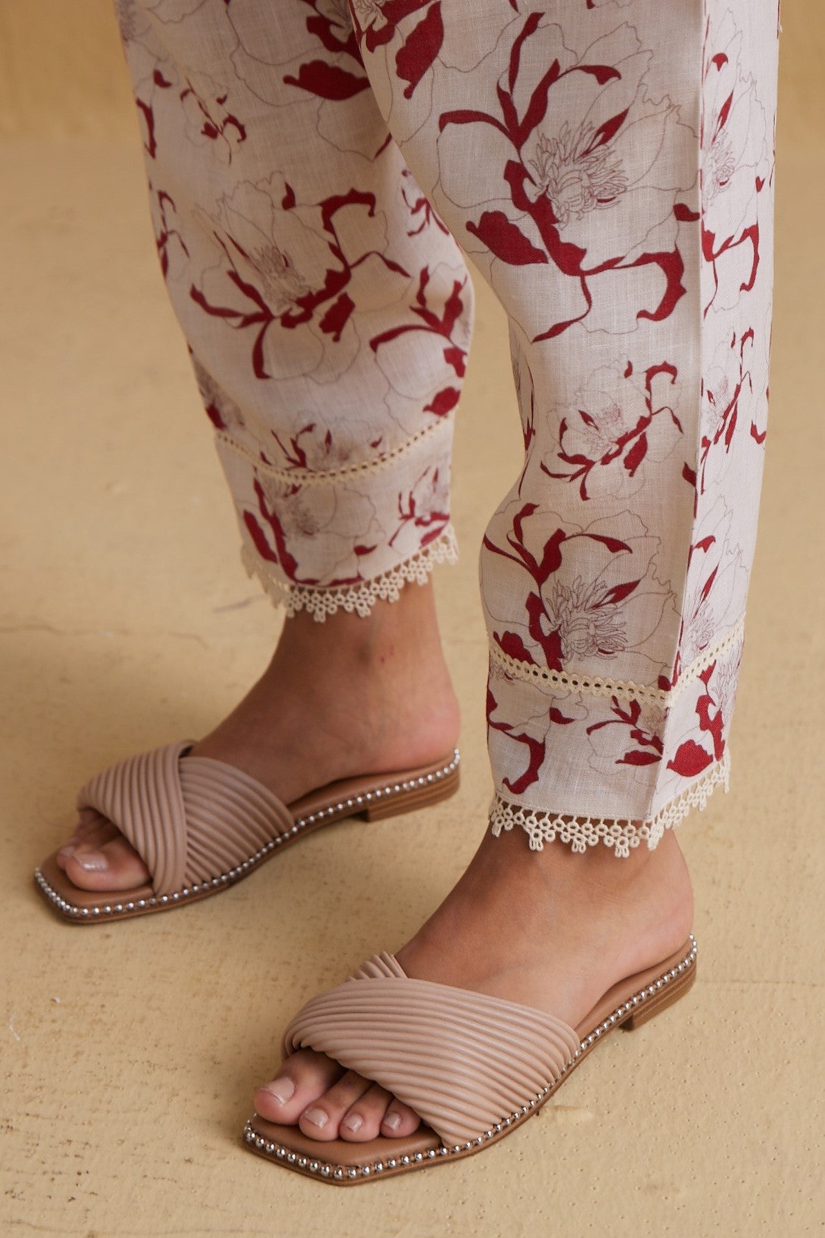 The Liana Salwar - Yell With Us