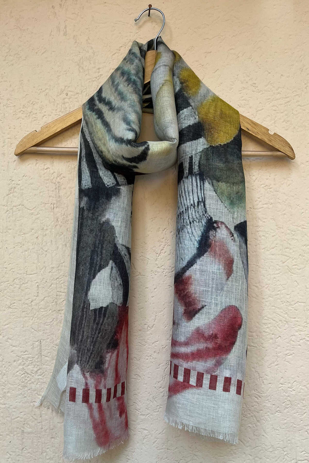 Satrangi Hawa Abstract Scarf