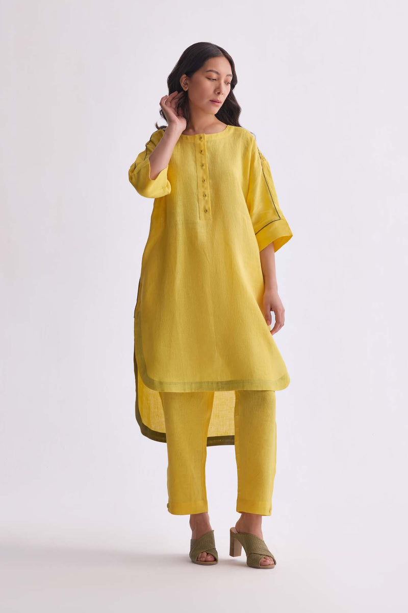 The Nishitha Alphanso Linen Kurta Set