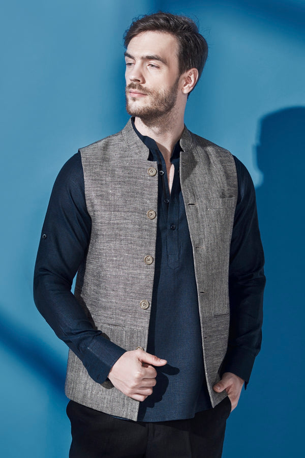 Sophisticated Stylish Waistcoat for Men - Yellwithus.com