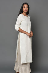 Heirloom off-white Kurti-Yellwithus.com