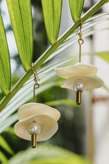 Daria Pearl & Shell Earrings