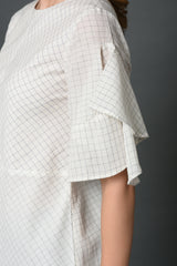 Asymmetric Round Neck Top-Yellwithus.com