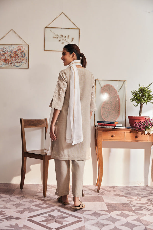 Brush with the Botanical Kurti