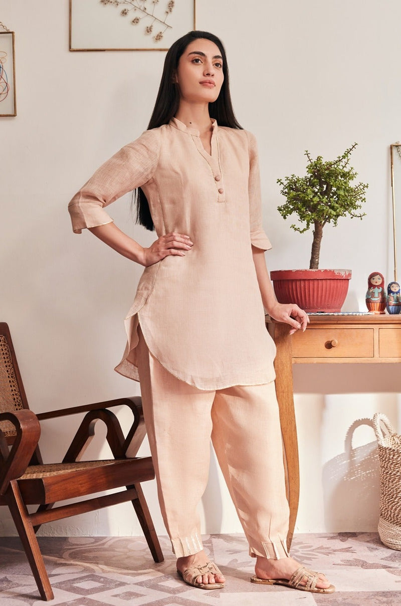 The Sabella Linen Kurta - Champagne