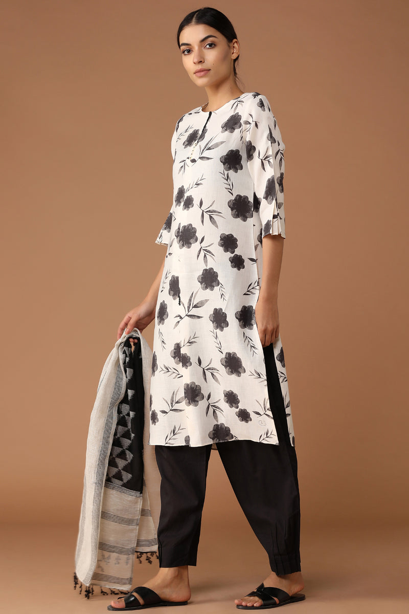 The Obsidian Blossom Kurti-Yellwithus.com